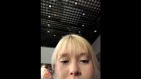 bellasecrett @ stripchat on 20251017