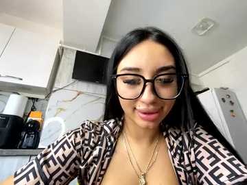 blueeyes_bb @ stripchat on 20251017