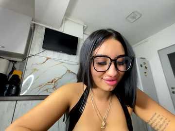blueeyes_bb @ stripchat on 20251017