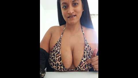 busty_ariax @ stripchat on 20251017