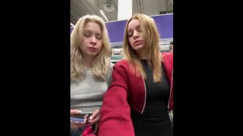 cum_girlss @ stripchat on 20251017