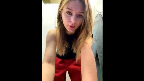 cum_girlss @ stripchat on 20251017