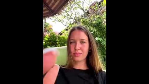 ellirose @ stripchat on 20251017