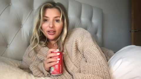 honey_tate @ stripchat on 20251017