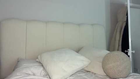 kayleebella @ stripchat on 20251017