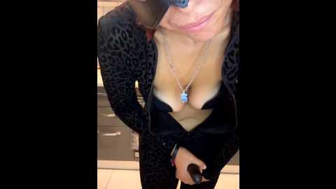 monella96 @ stripchat on 20251017