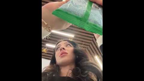 yesmoree @ stripchat on 20251017