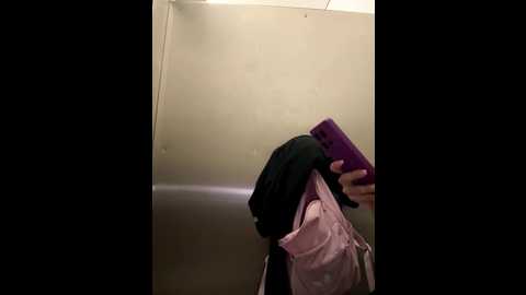 isabella21_ @ stripchat on 20251018