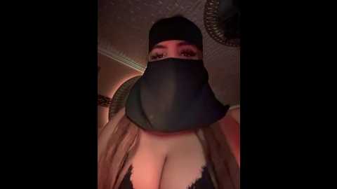 queentaraf999 @ stripchat on 20251018