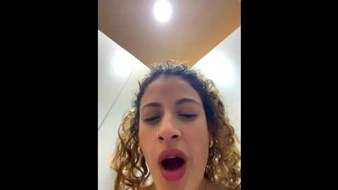 alana15 @ stripchat on 20251019