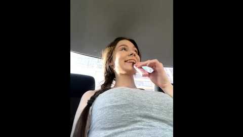 milabee @ stripchat on 20251019