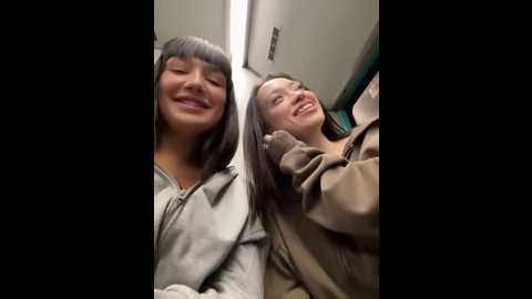 sophie_avory @ stripchat on 20251019