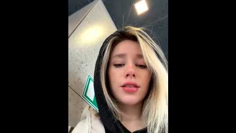 sssativa_model @ stripchat on 20251019