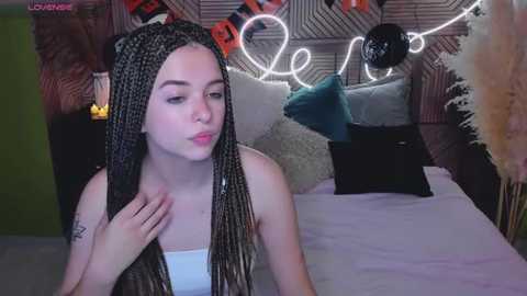 _hypequeen_ @ stripchat on 20251020