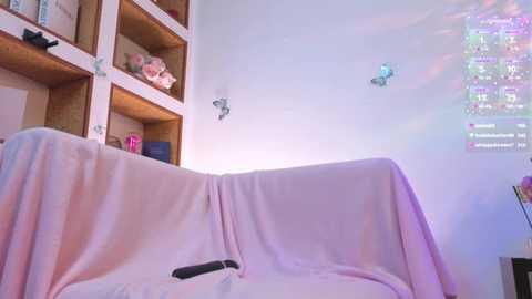 adelin_frost @ stripchat on 20251020