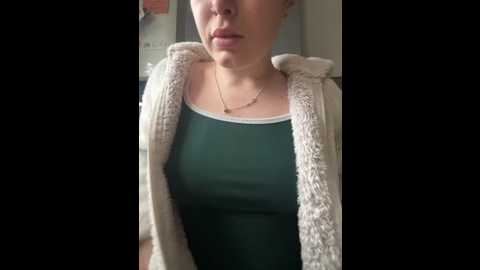 sophsaysxox @ stripchat on 20251020