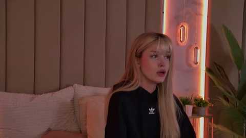 bellasecrett @ stripchat on 20251021