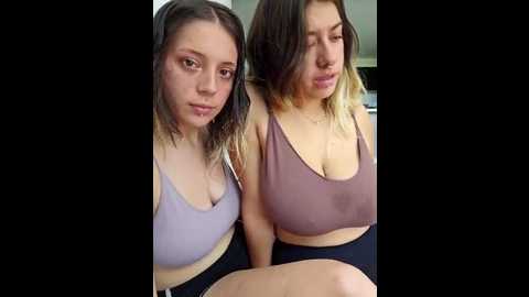 enyeld_ruru @ stripchat on 20251021