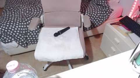 lasolitaauri @ stripchat on 20251021