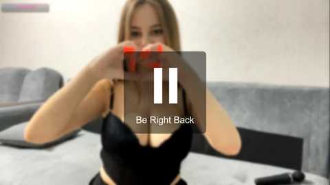 mary_cherybaby @ stripchat on 20251021