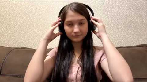 auroracus @ stripchat on 20251022