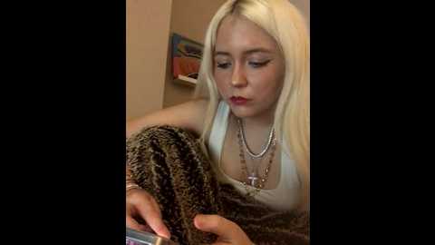 blondie_sofia_essexbabe @ stripchat on 20251022