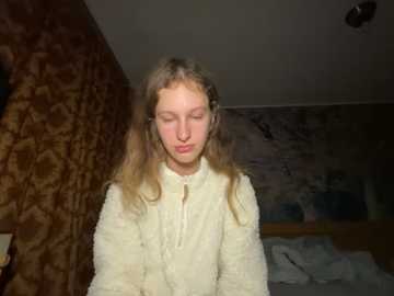 eva_angel3 @ stripchat on 20251022