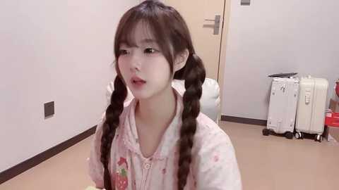 fairy_06 @ stripchat on 20251022