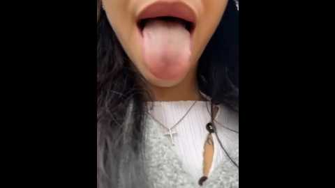 ilariea_girl @ stripchat on 20251022