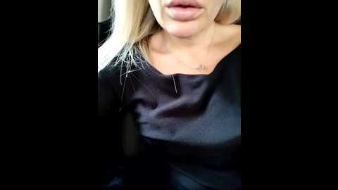 madamx14 @ stripchat on 20251022