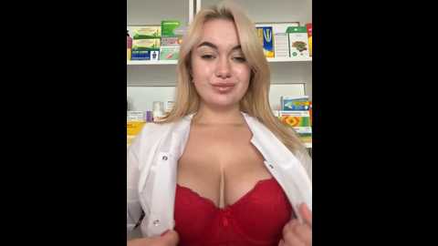 maya_willis @ stripchat on 20251022