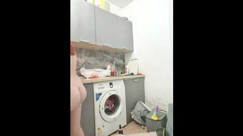 miakissy @ stripchat on 20251022