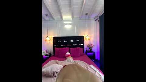 mystiquexxx @ stripchat on 20251022