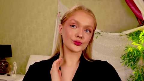 slay_blonde @ stripchat on 20251022