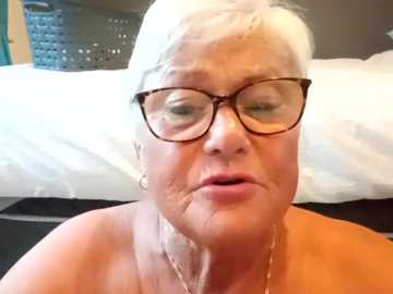 suesinner @ stripchat on 20251022