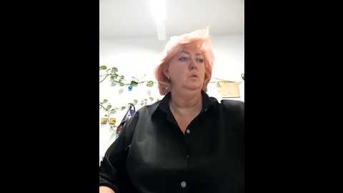 terezavelvet @ stripchat on 20251022