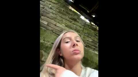 hotamanda01 @ stripchat on 20251023