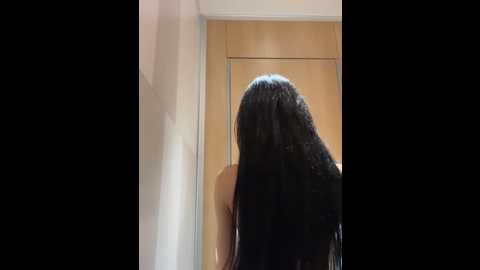 ilariea_girl @ stripchat on 20251023