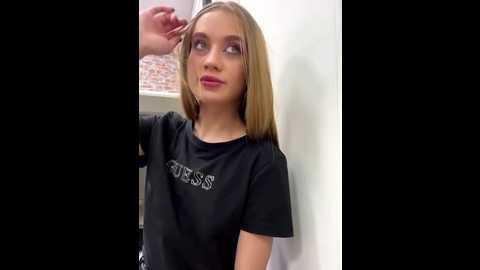 kiramyers @ stripchat on 20251023