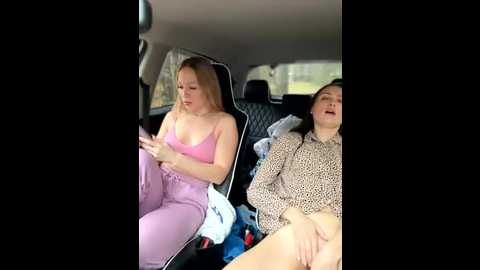 lavenderhot @ stripchat on 20251023