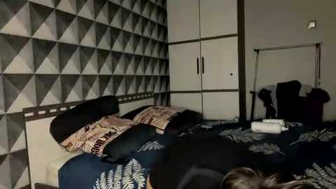 merycouple @ stripchat on 20251023