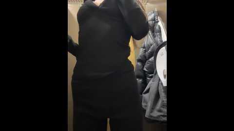 milabee @ stripchat on 20251023