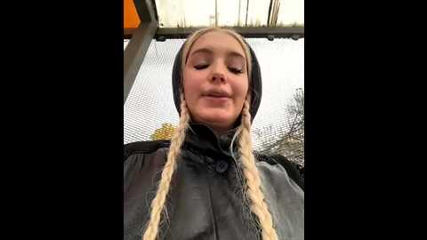 milkyy_wway @ stripchat on 20251023