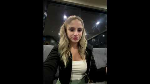 sophievj @ stripchat on 20251023