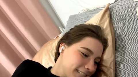 kira_sanders @ stripchat on 20251024