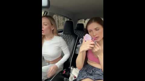 lavenderhot @ stripchat on 20251024