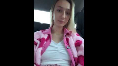 lia__love @ stripchat on 20251024