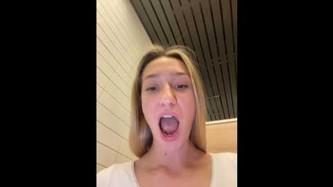 lia__love @ stripchat on 20251024