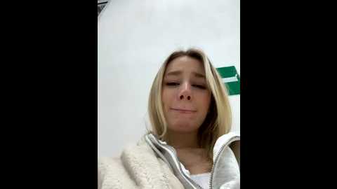 sssativa_model @ stripchat on 20251024