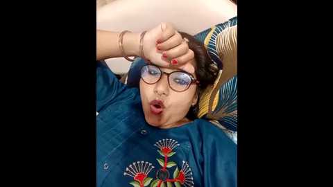 urvashi01224 @ stripchat on 20251024